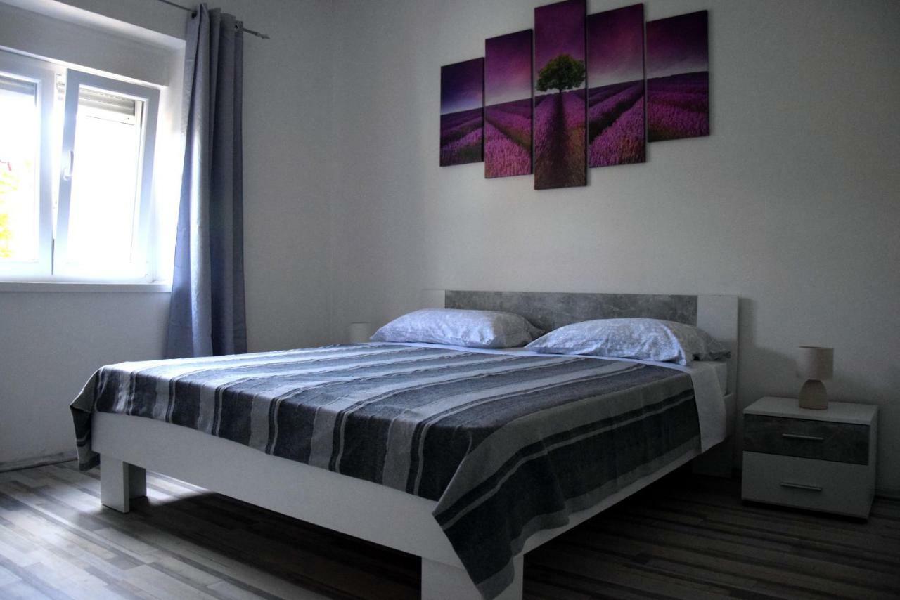Apartman Ana Apartment Sali Exterior photo