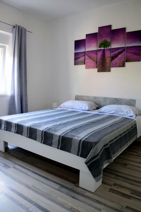 Apartman Ana Apartment Sali Exterior photo