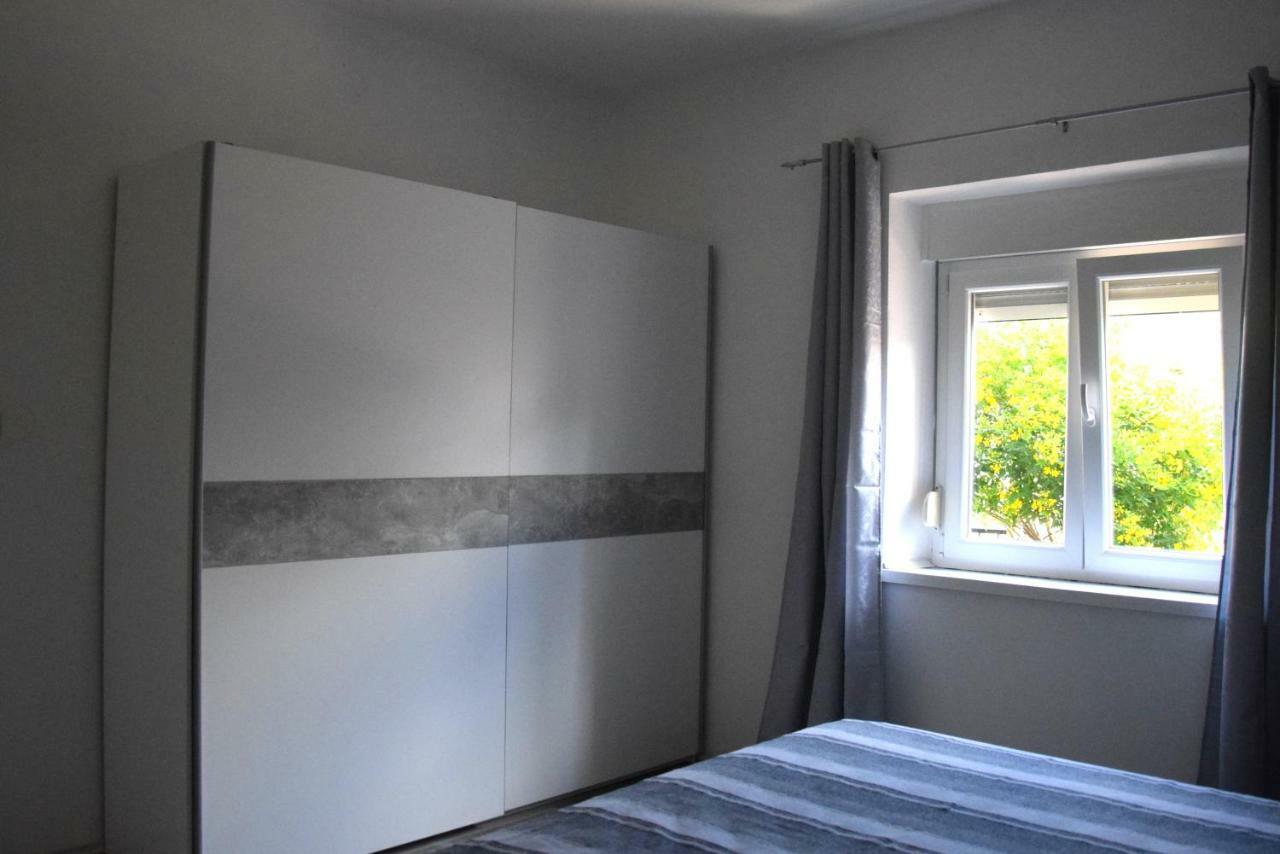 Apartman Ana Apartment Sali Exterior photo